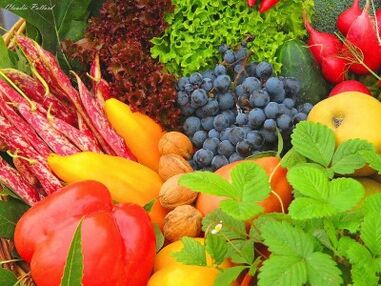 پھل، سبزیاں اور جڑی بوٹیاں اچھی طاقت کی کلید ہیں۔
